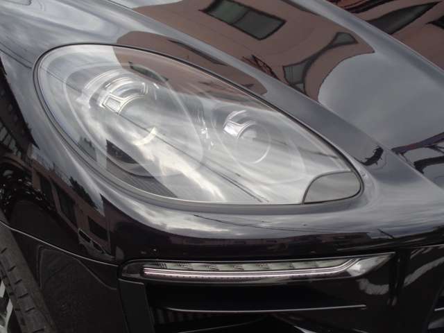 Porsche Macan 12