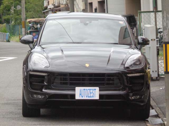Porsche Macan 2