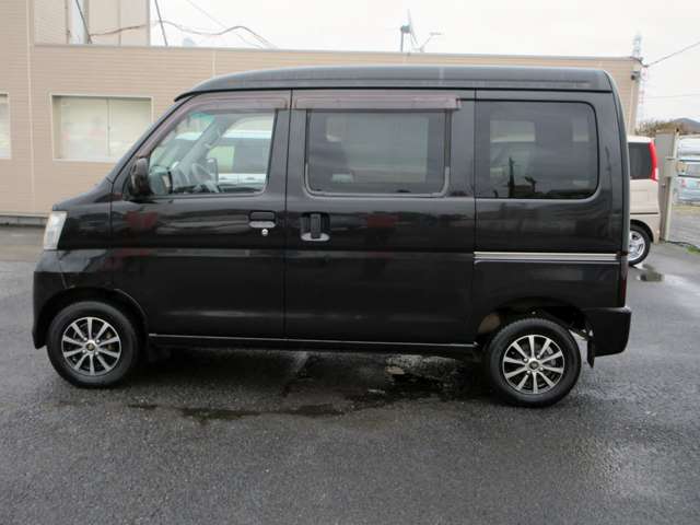 Daihatsu Hijet Cargo 8