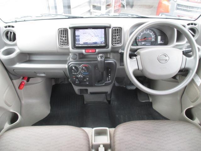 Nissan NV100 Clipper 12