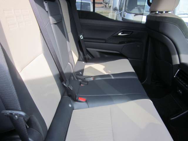 Lexus GX 11