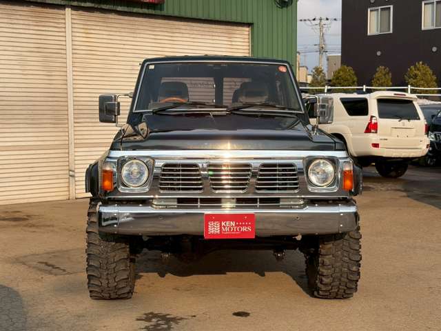 Nissan Safari 5