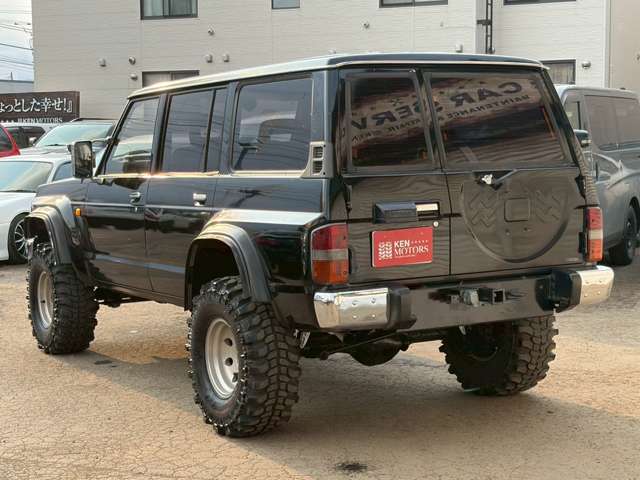 Nissan Safari 8
