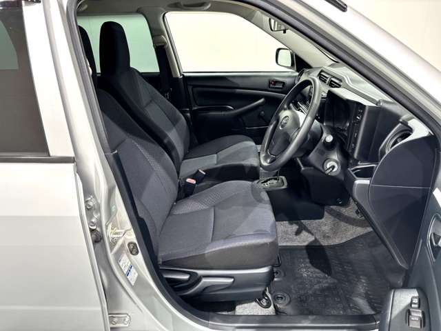 Toyota Succeed Van 11