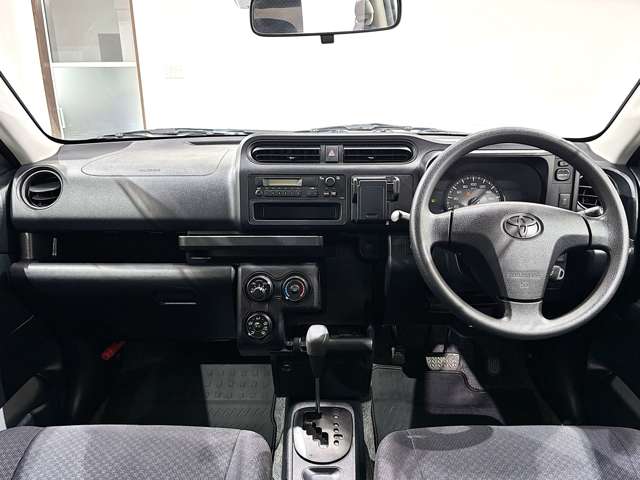 Toyota Succeed Van 10