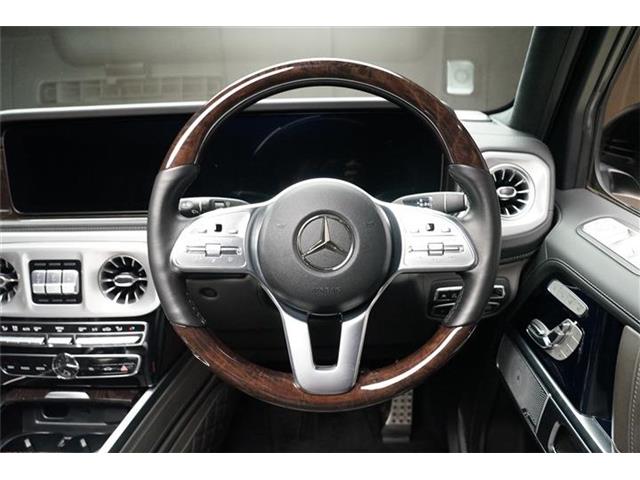 Mercedes-Benz G-Class 12