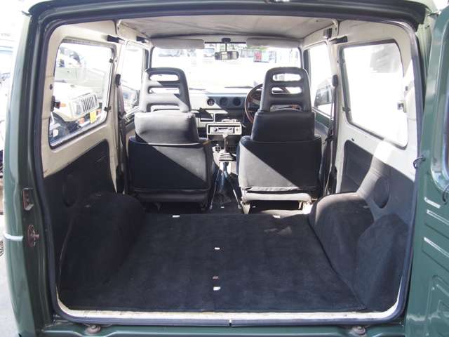 Suzuki Jimny 12