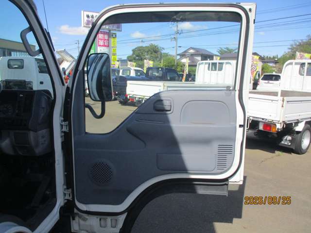 Isuzu Elf 9
