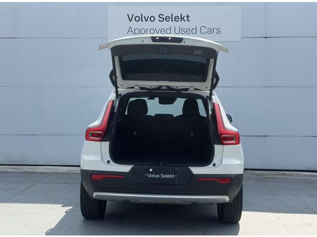 Volvo XC40 8