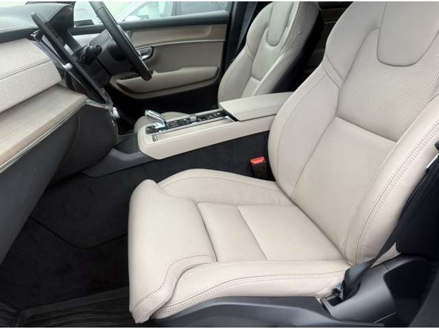 Volvo XC90 12