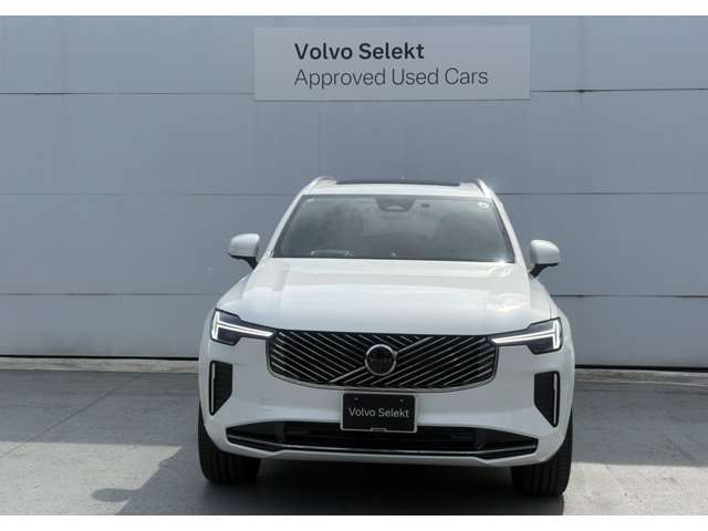Volvo XC90 4