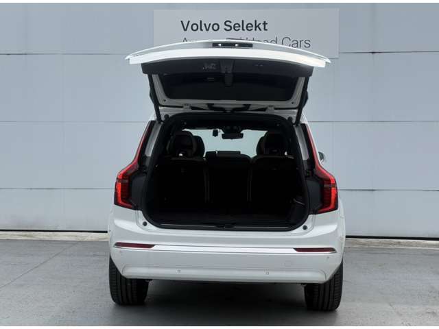Volvo XC90 8