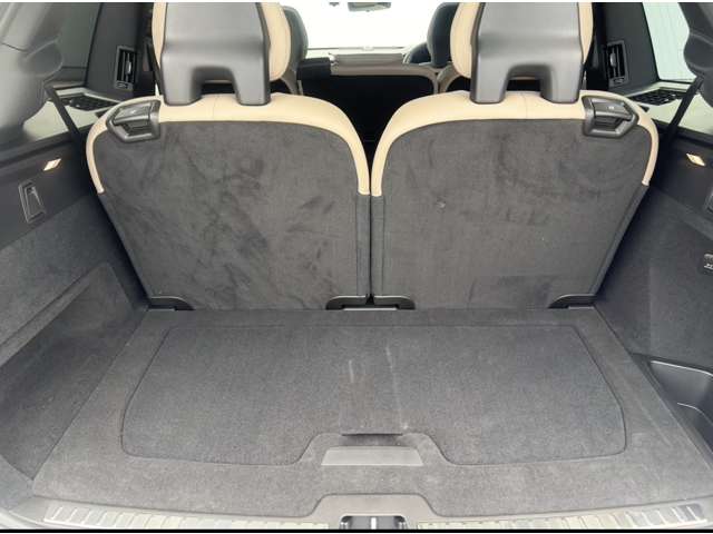 Volvo XC90 9
