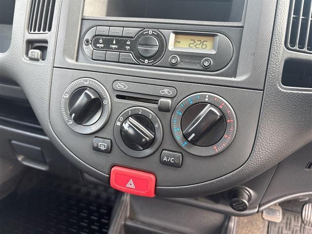 Nissan NV150 AD 5
