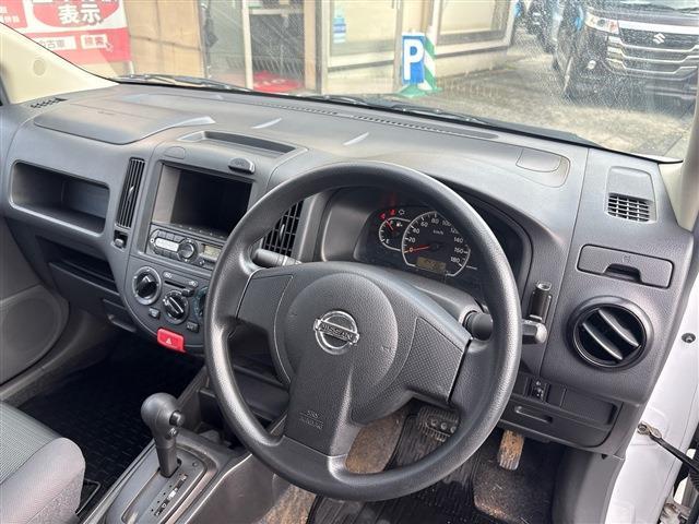 Nissan NV150 AD 9