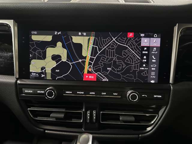 Porsche Macan 6