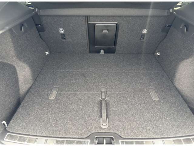 Volvo XC40 9
