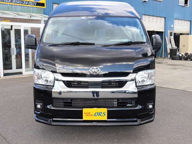 Toyota Hiace Van 3