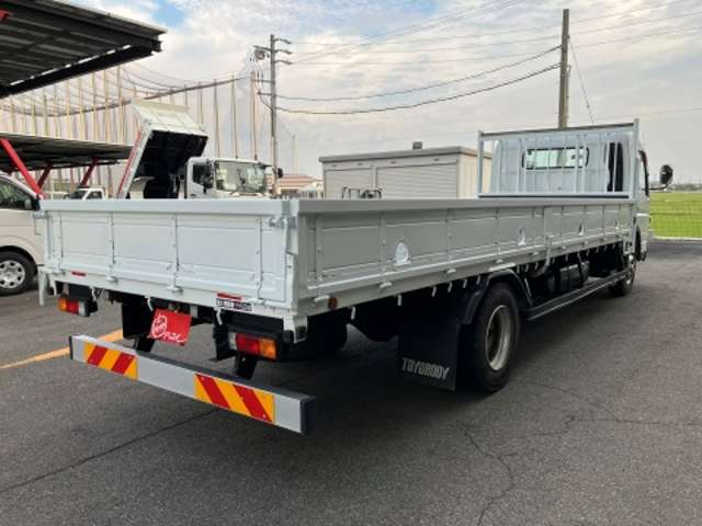 Mitsubishi Fuso Canter 8