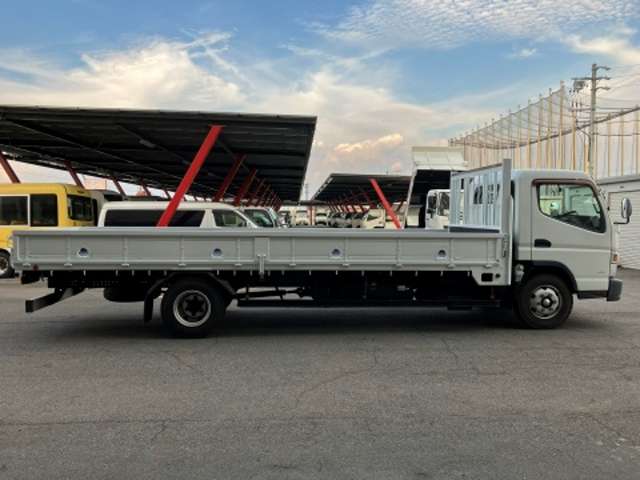 Mitsubishi Fuso Canter 9