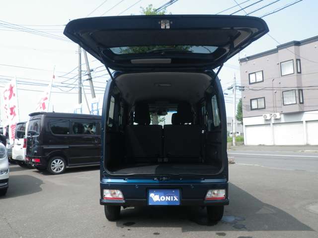 Daihatsu Atrai 10