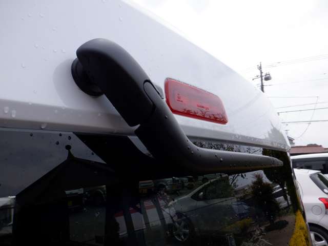 Daihatsu Hijet Cargo 10