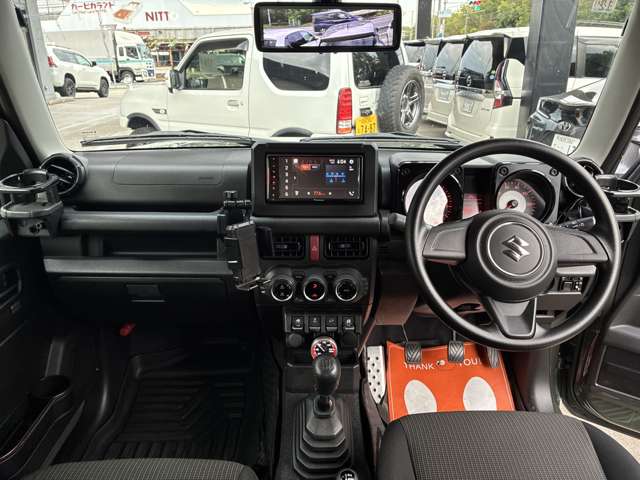 Suzuki Jimny 11