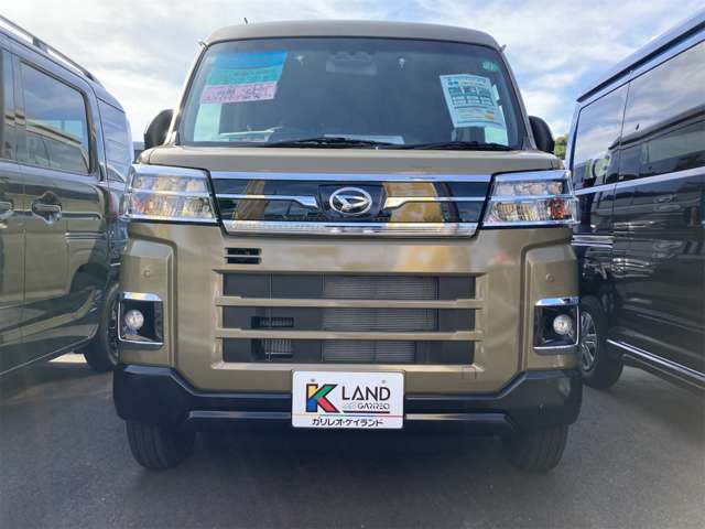 Daihatsu Atrai 7