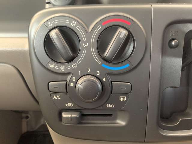 Suzuki Every 11