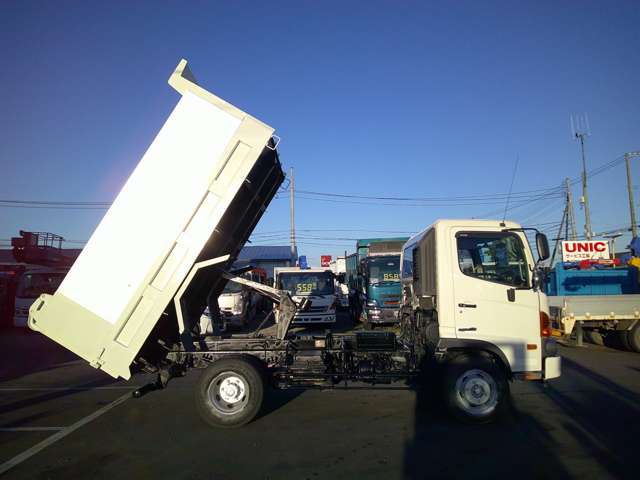 Hino Ranger 8