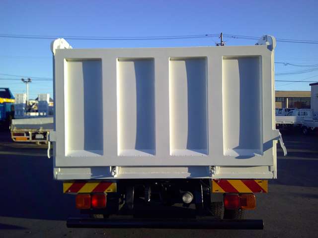 Hino Ranger 9