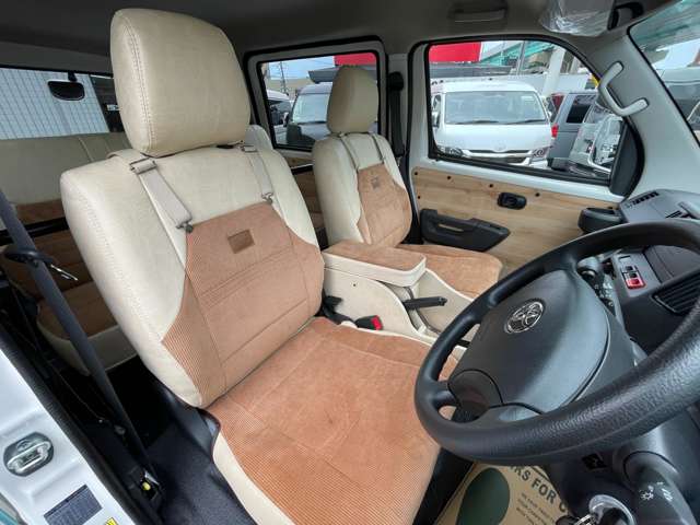 Toyota Town Ace Van 2