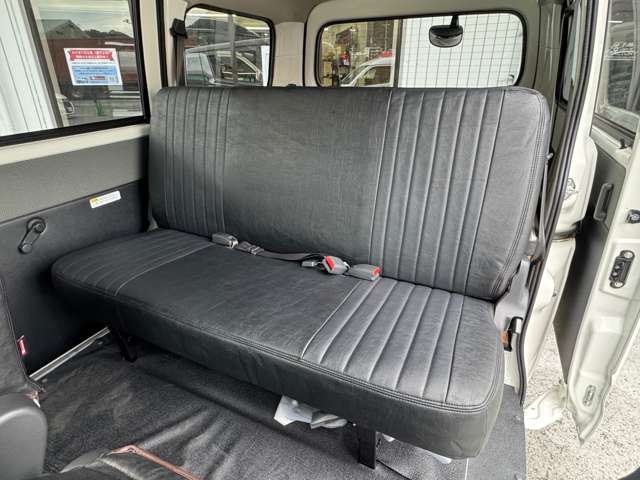 Toyota Town Ace Van 8