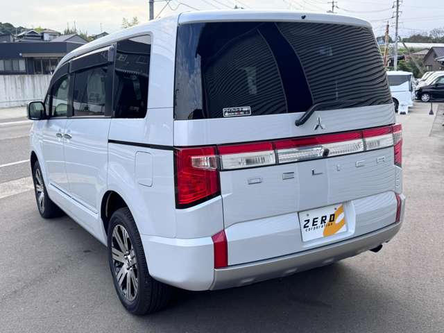 Mitsubishi Delica D:5 10