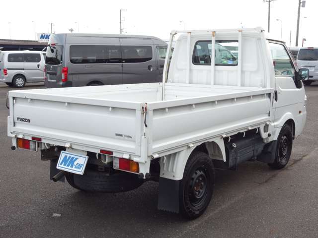 Mazda Bongo Truck 8