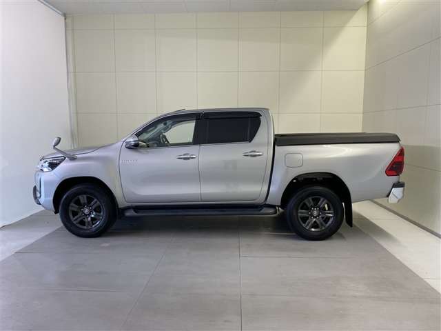 Toyota Hilux 3