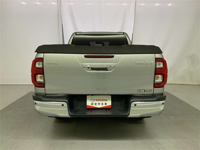 Toyota Hilux 5
