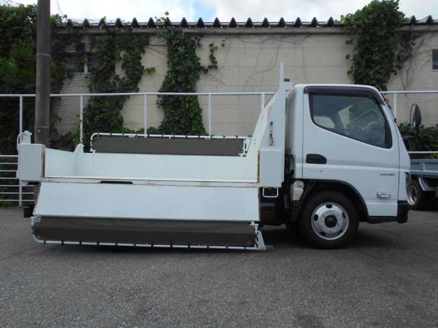 Mitsubishi Fuso Canter 7
