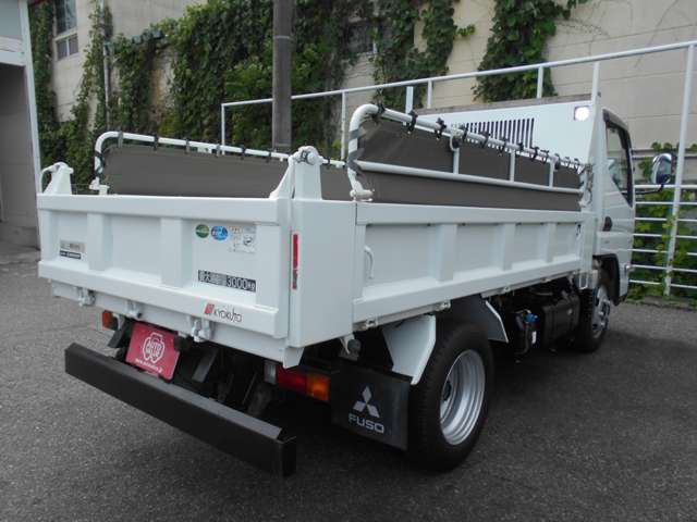 Mitsubishi Fuso Canter 8