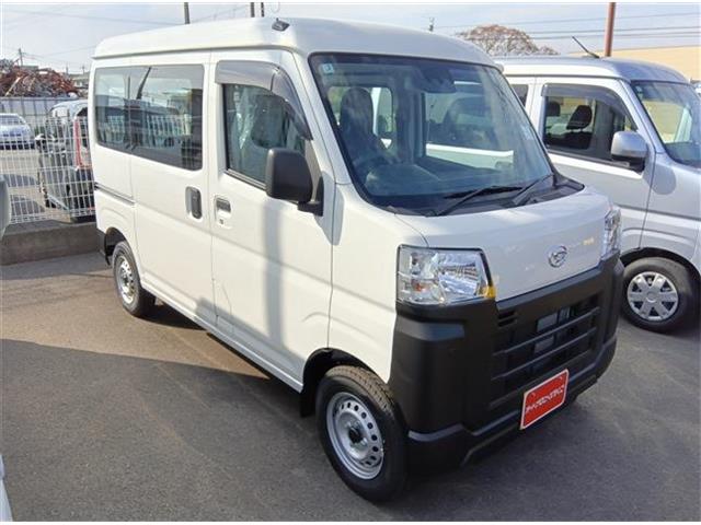 Daihatsu Hijet Cargo 6