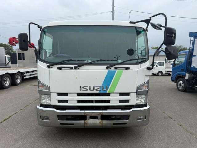 Isuzu Forward 3