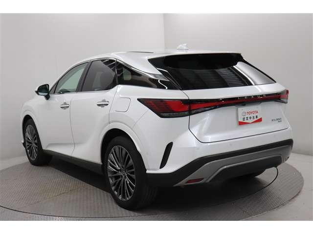 Lexus RX 8