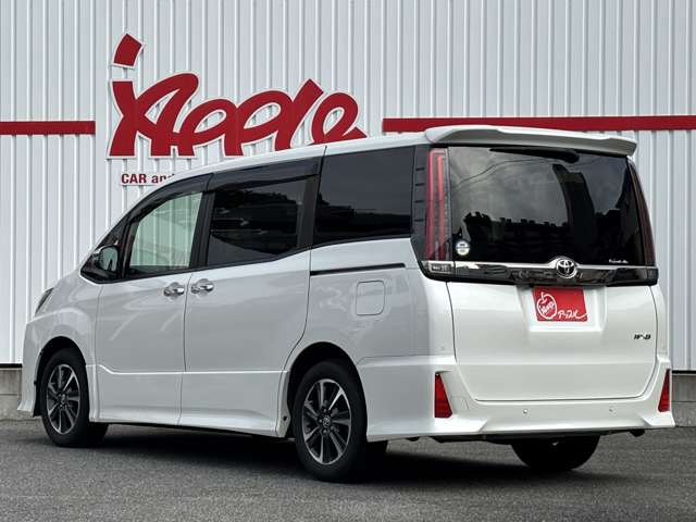 Toyota Noah 10