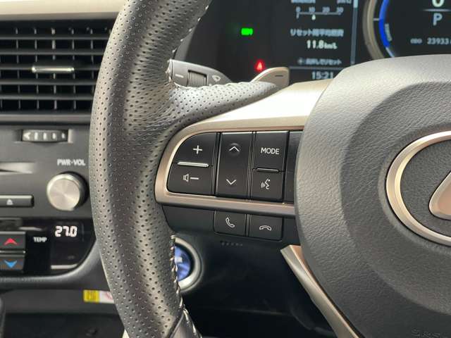 Lexus RX 7