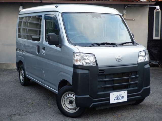 Daihatsu Hijet Cargo 2
