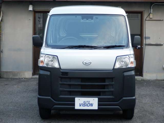Daihatsu Hijet Cargo 3