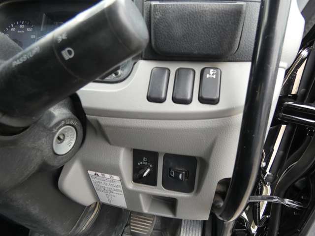 Mitsubishi Fuso Canter 12