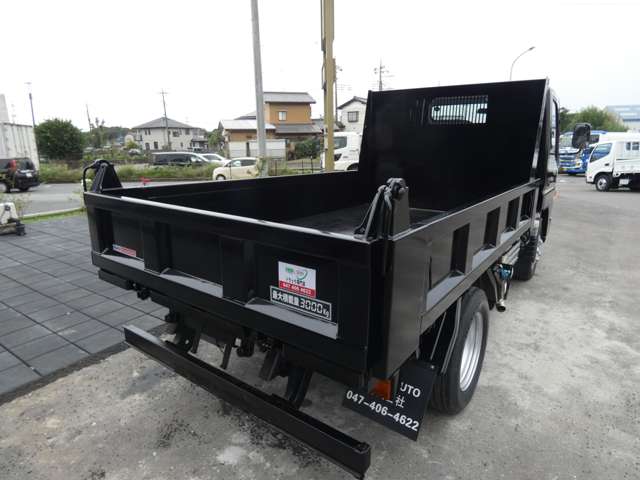 Mitsubishi Fuso Canter 7