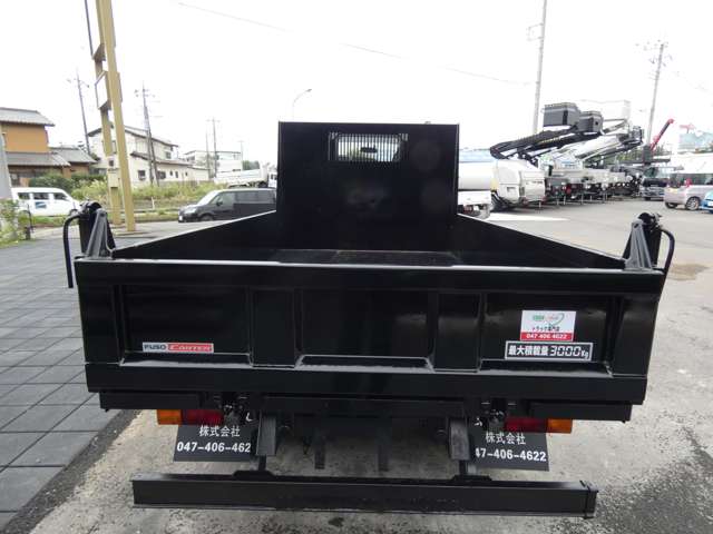 Mitsubishi Fuso Canter 8