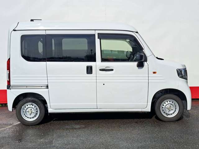 Honda N-VAN 9